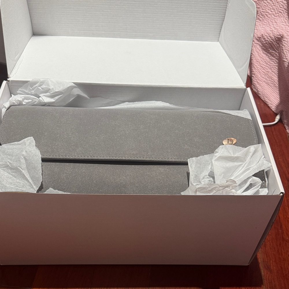T3 Luxe Storage Box or Carrying Case for T3 Aire 360 New In Box Plum Color - Picture 3 of 6